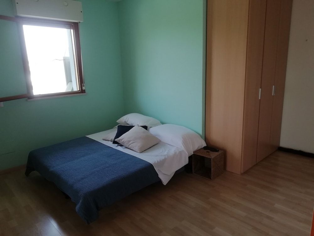 Studio, Multiple Bedrooms, Balcony