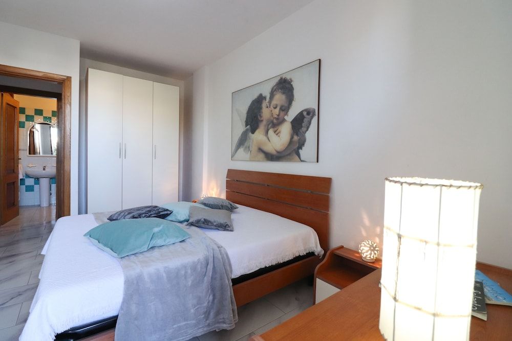 Casa Zara Ideal Stay for Families and Small Groups Apartment, 2 Bedrooms, Smoking, Balcony 3