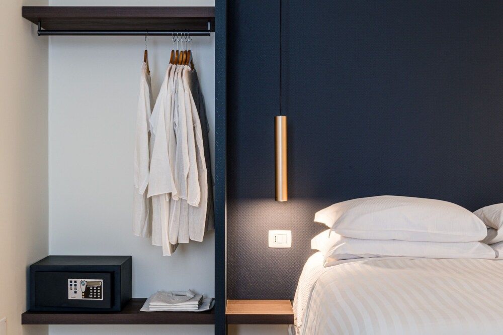 I Due Mori Luxury Rooms Family Suite 11