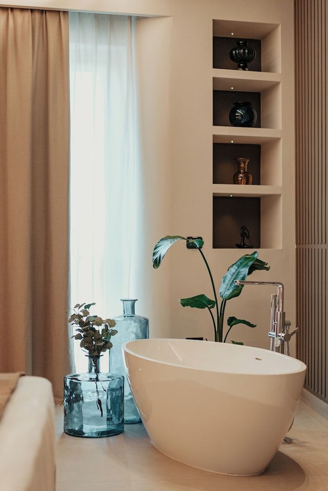 Lumia Hotel Luxury Studio Suite, 1 King Bed, Sea View 15