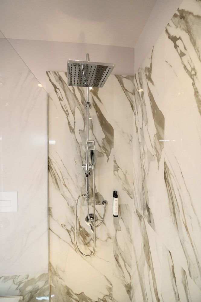 Baitan Hotel Deluxe Triple Room 9