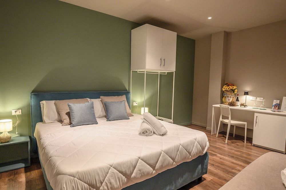 Baitan Hotel Deluxe Triple Room 3