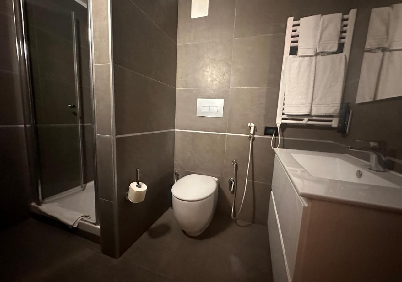 Double Room - Split Level