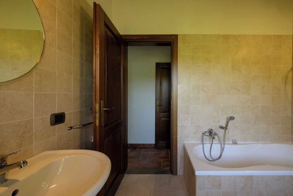 Standard Double or Twin Room, Hill View