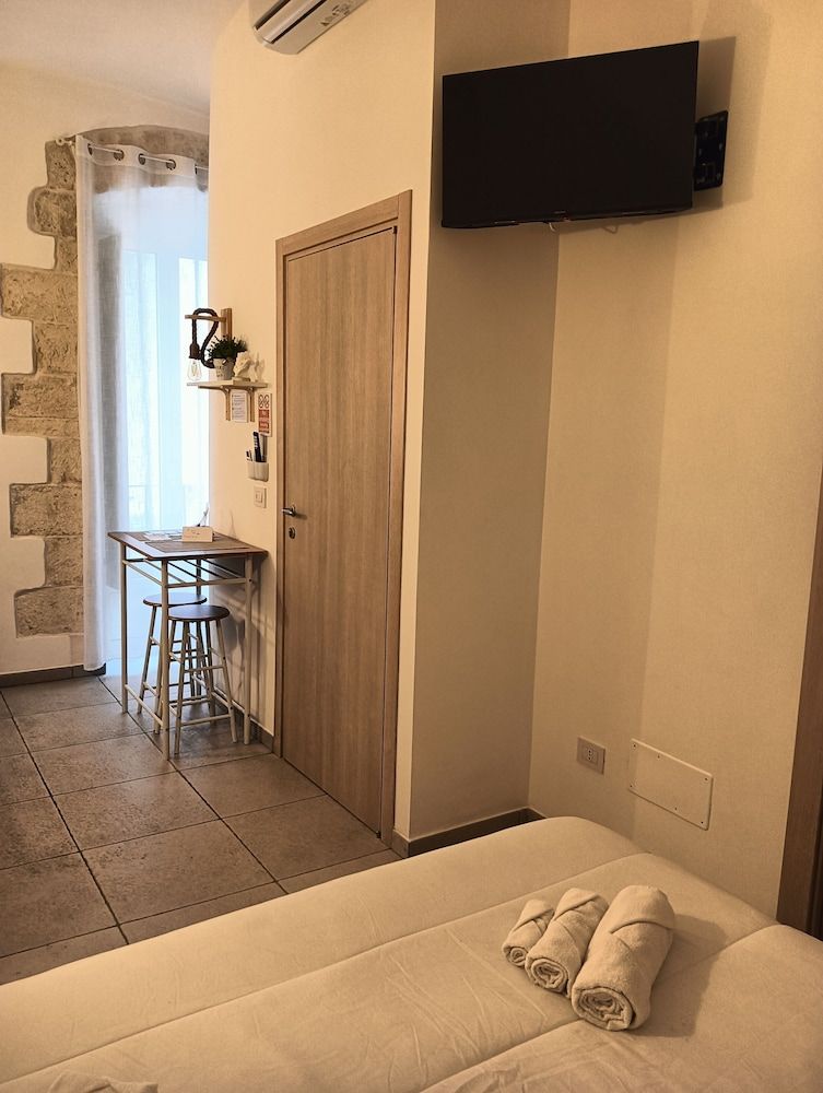 Dimora Giulia Basic Double Room 9