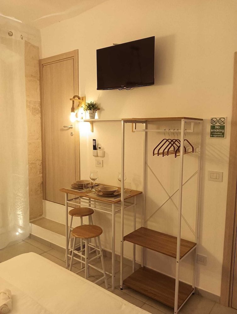 Dimora Giulia Luxury Suite 11