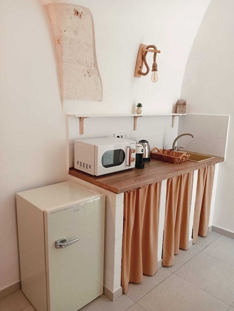 Dimora Giulia Basic Double Room 8