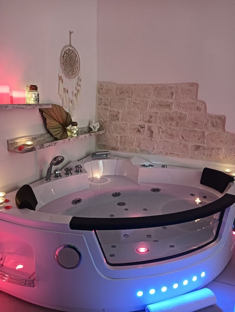 Dimora Giulia Luxury Suite 8