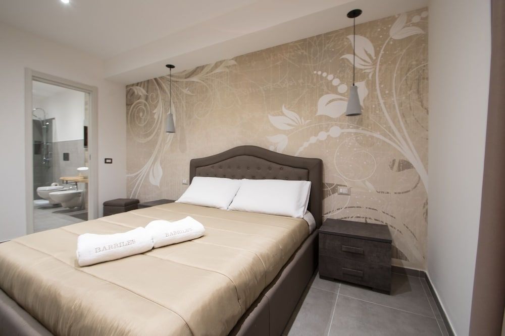 Barriles Superior Room 3