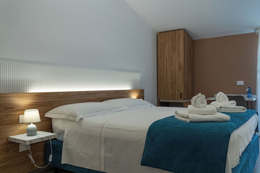 B&B Alba Deluxe Room, Balcony, Sea View