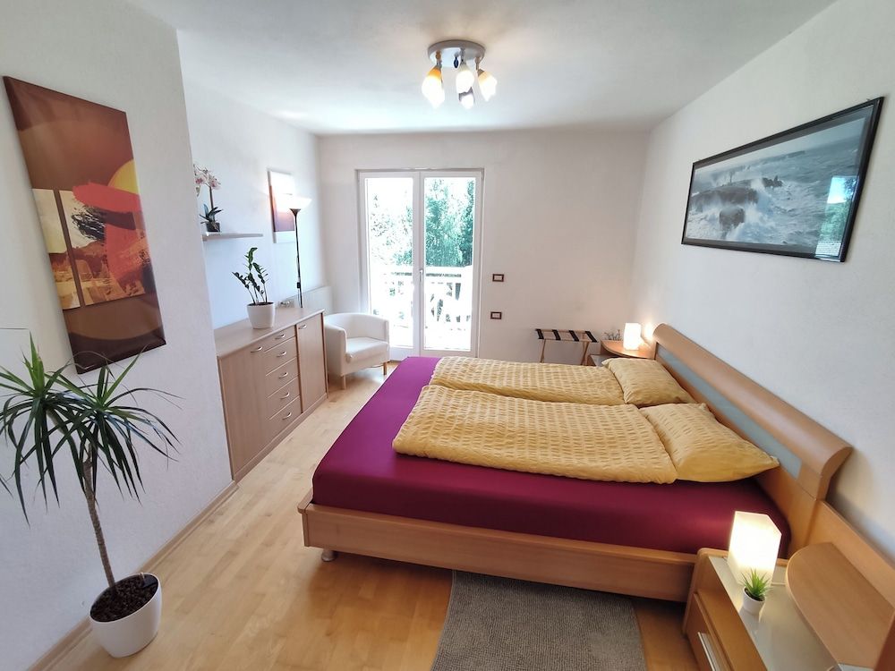 Vidora Apartments Panoramic Apartment 3