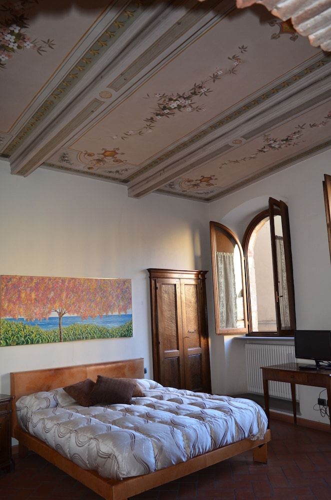 LA CORTE DEL RE SUITE AREZZO Deluxe Room, City View 14