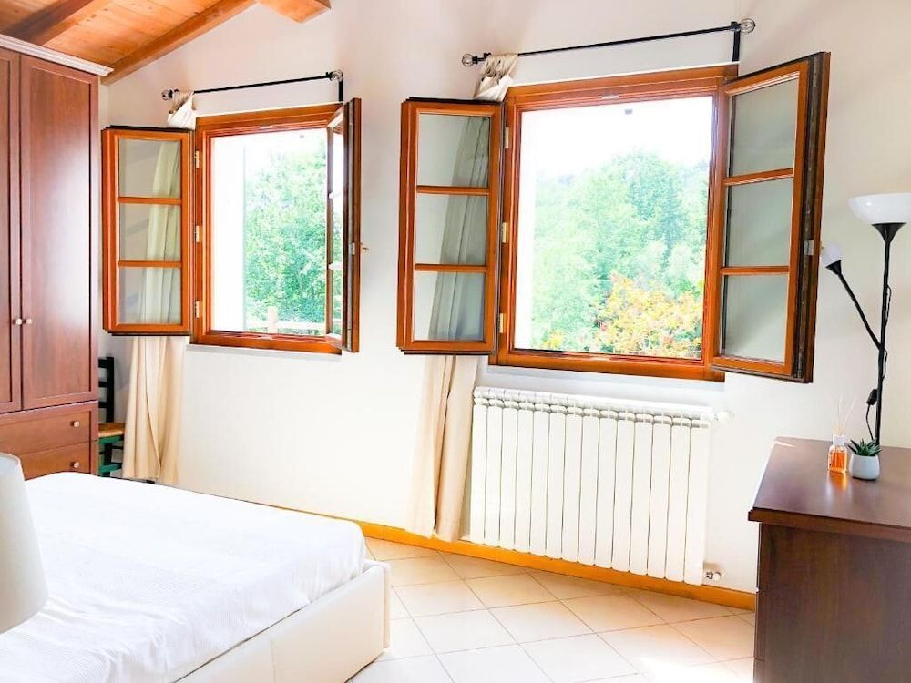 Villino Al Dotto Country House Panoramic Villa, Hill View 2