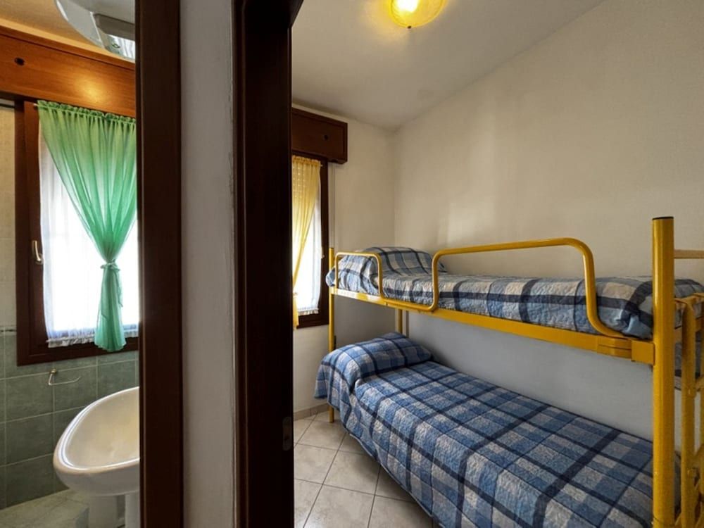 Apartment, 2 Bedrooms, Balcony