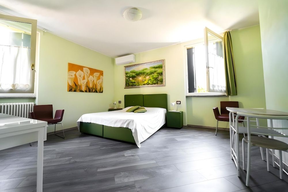 Montebello Lake Comfort Double Room, Mountain View 2