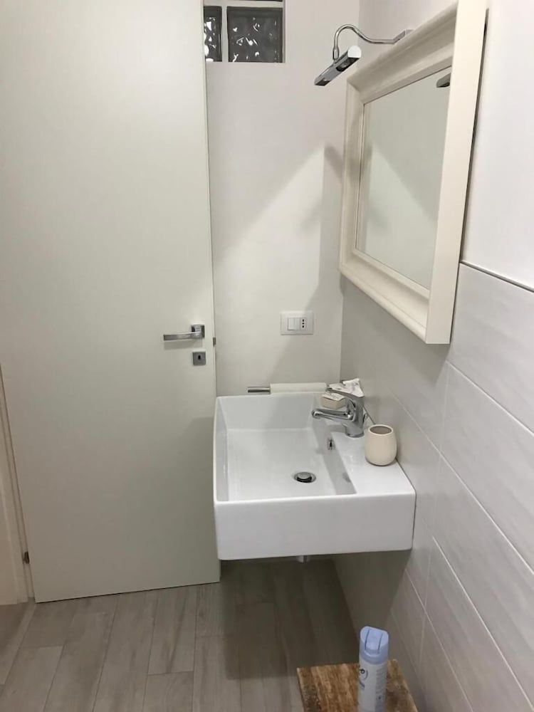 La Coffa Basic Triple Room 5