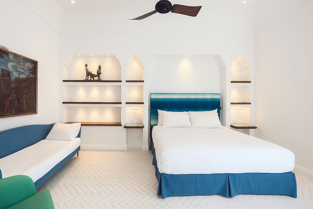 Classic Triple Room, City View