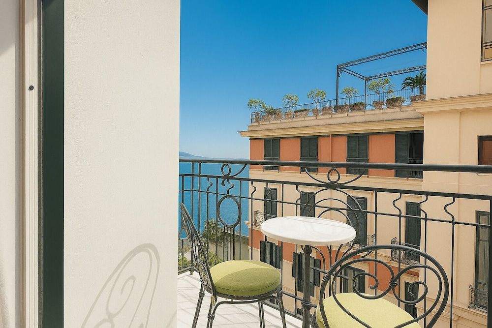 Superior Room, Partial Sea View
