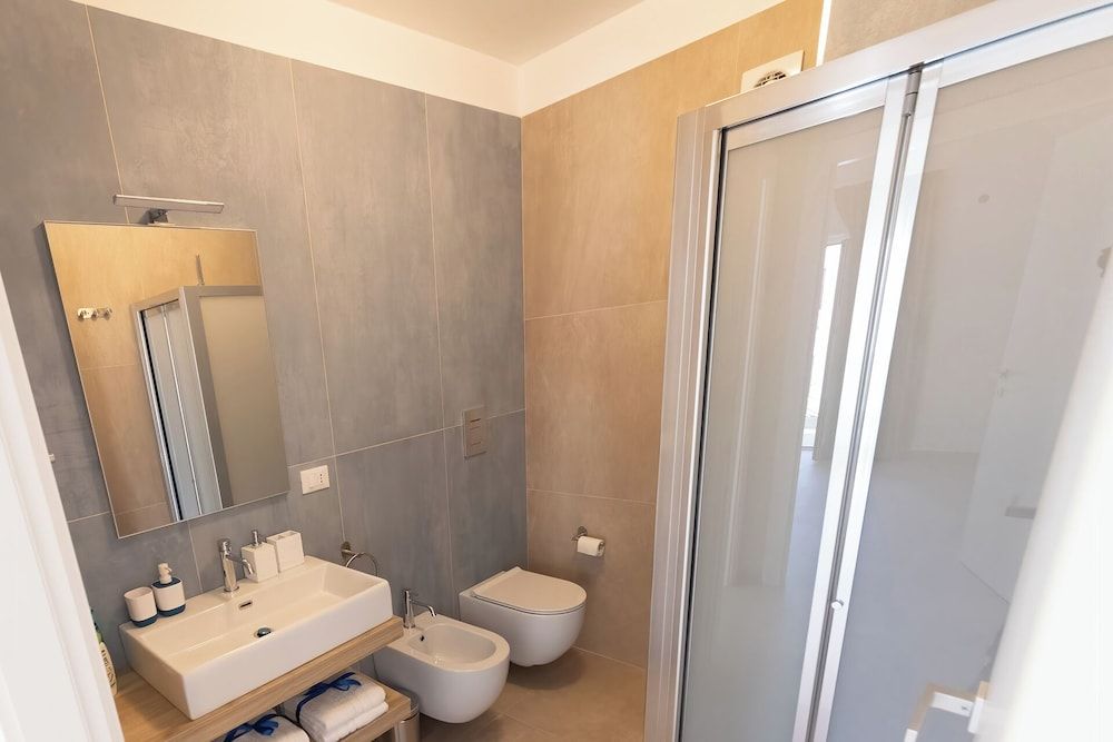 Altamarea Sea Apartments Deluxe Apartment 6