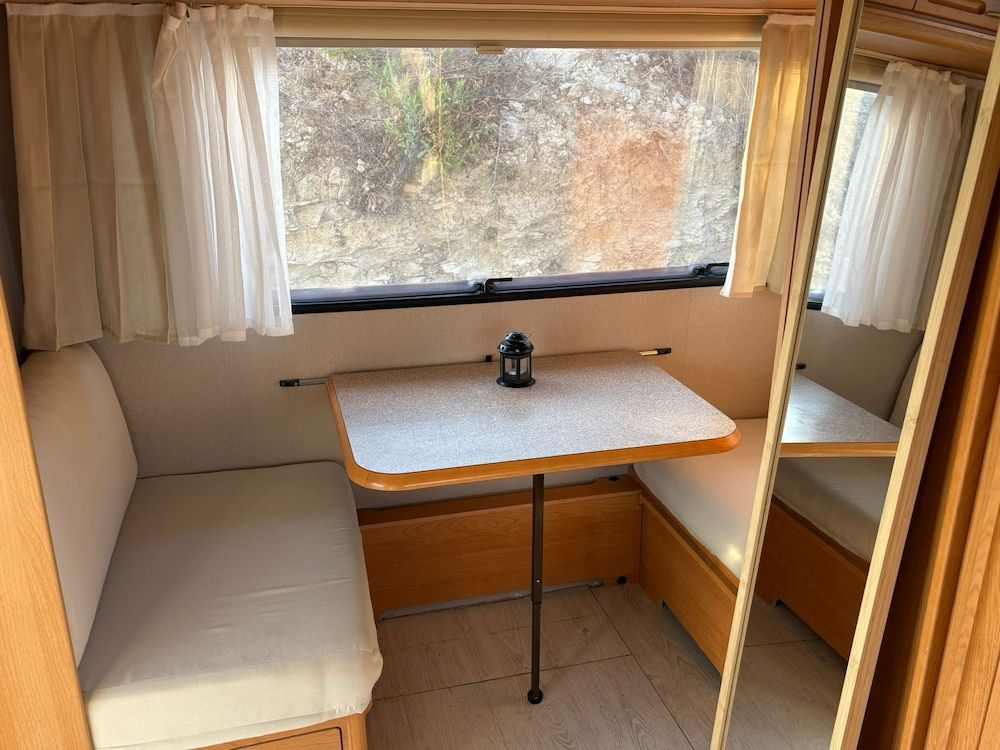 BnB Noto charming tiny house Roulotte Chic 9