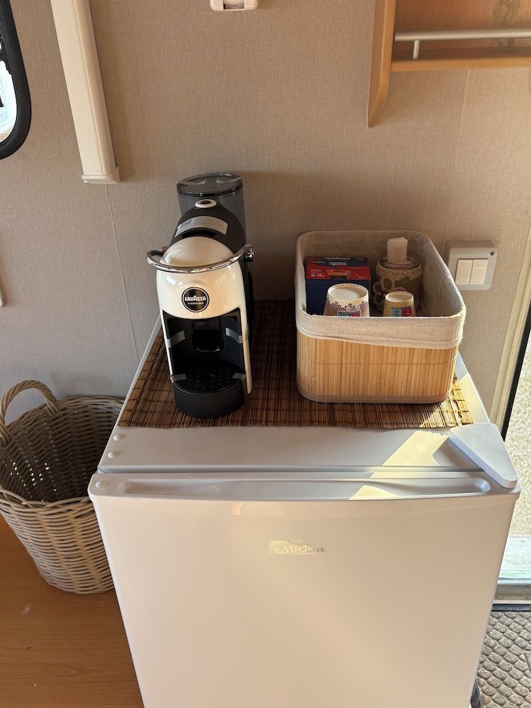 BnB Noto charming tiny house Roulotte Chic 11