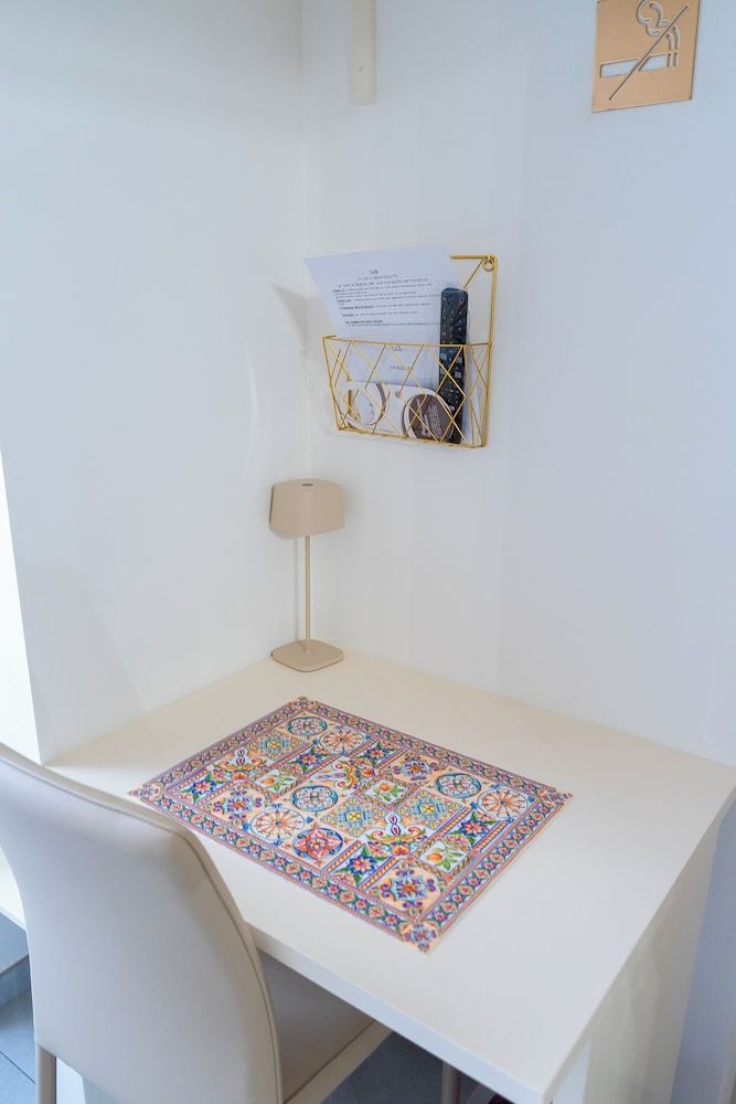 Le2Stanze Basic Double or Twin Room, City View 9