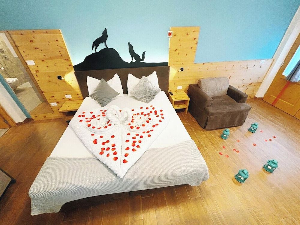 Superior Room, Mountain View
