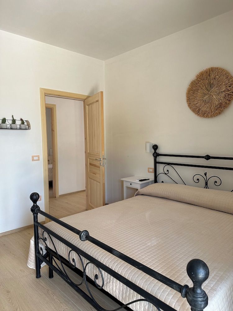 Li Mori Rooms Quadruple Room, Garden View 4