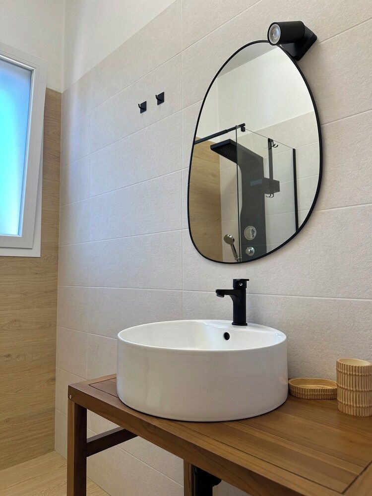 Li Mori Rooms Double Room, Private Bathroom, Garden View 5