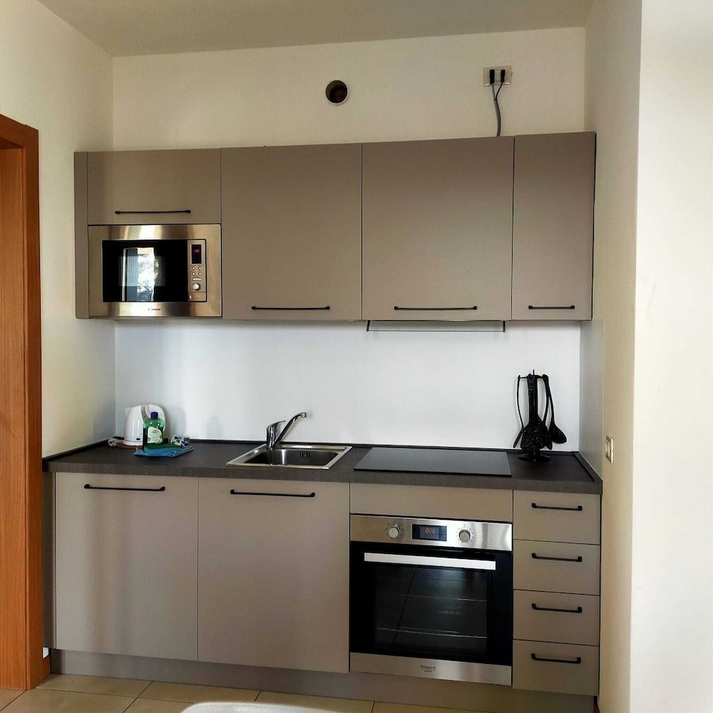 RESIDENCE FIORE ROSSO Standard Apartment 5