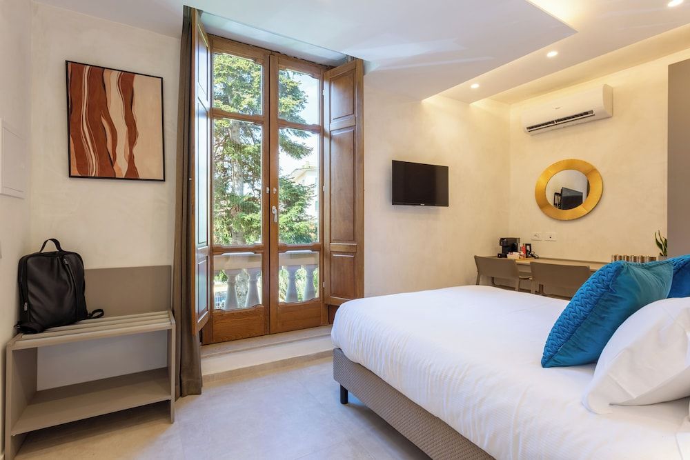 Business Single Room, Garden View