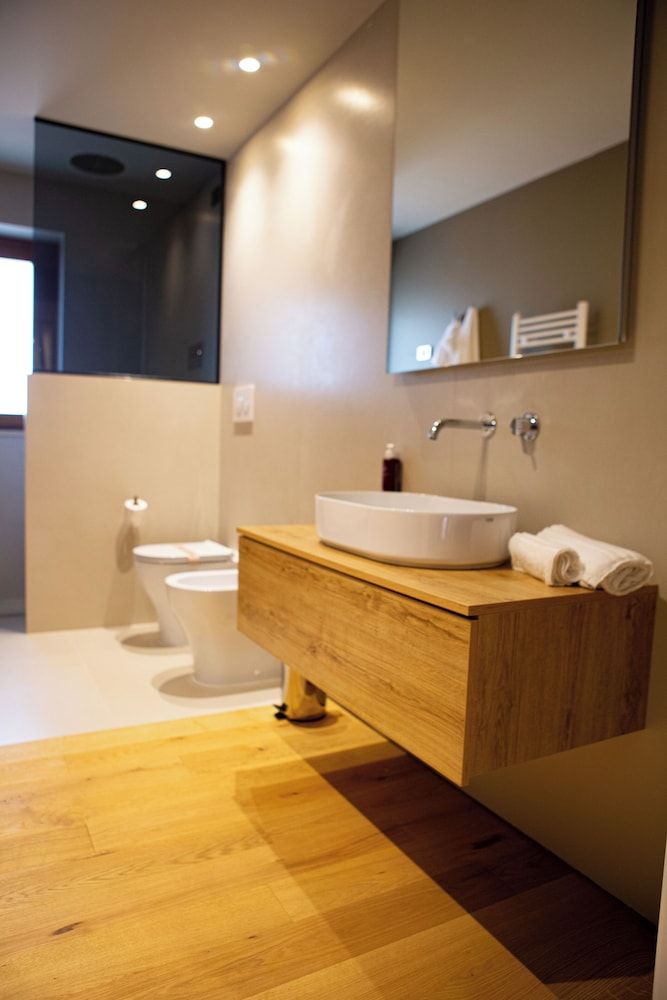 Luxury Studio Suite, Patio, Garden View