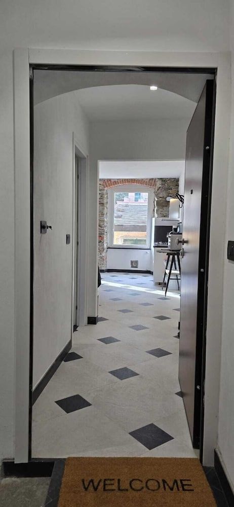 The pirate's cove- Bluchalet Superior Apartment, City View 9