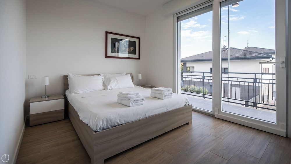 Apartment (1 Bedroom)