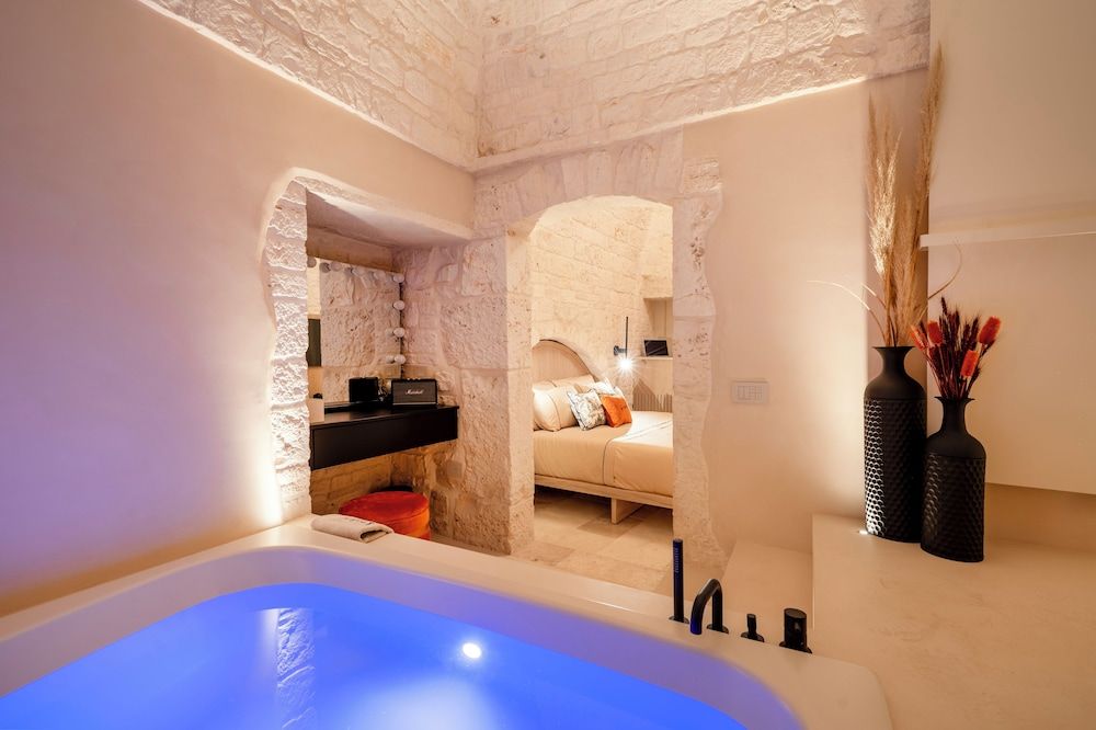 Naiira Luxury Trullo Luxury Suite, 1 King Bed 24