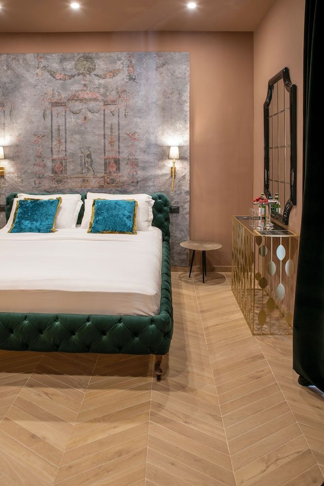 stile raro suite Deluxe Double Room, City View 2