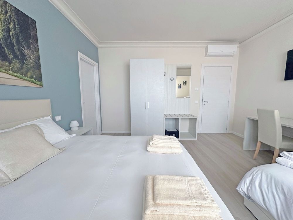 Toscana da aMare Deluxe Quadruple Room, Balcony 3