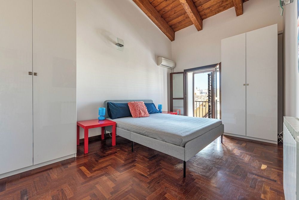 Apartment, Balcony, City View