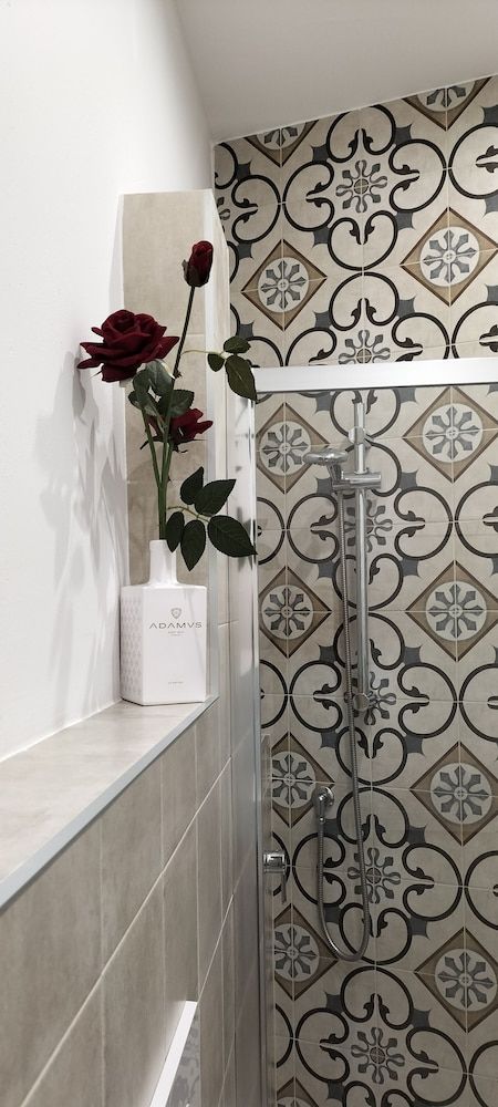 Le Scale di Pietra Family Quadruple Room, City View 8