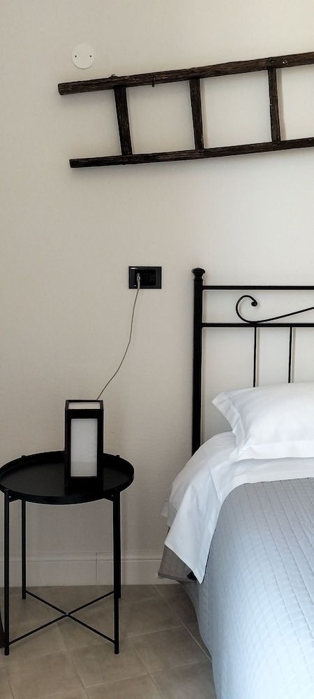 Le Scale di Pietra Family Quadruple Room, City View 3