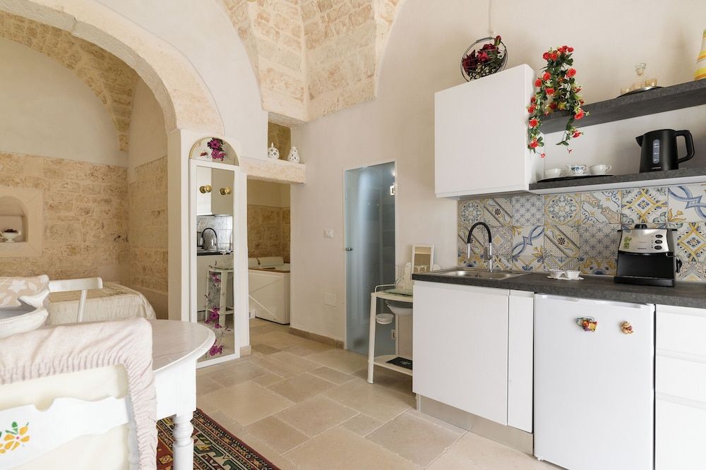 Stairway with Jacuzzi by Wonderful Italy Apartment 2