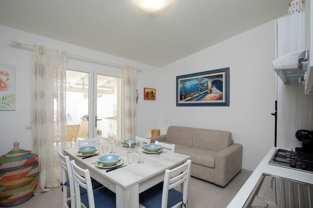Apartment, Garden View