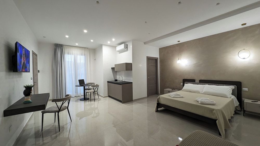 Superior Room, Courtyard View