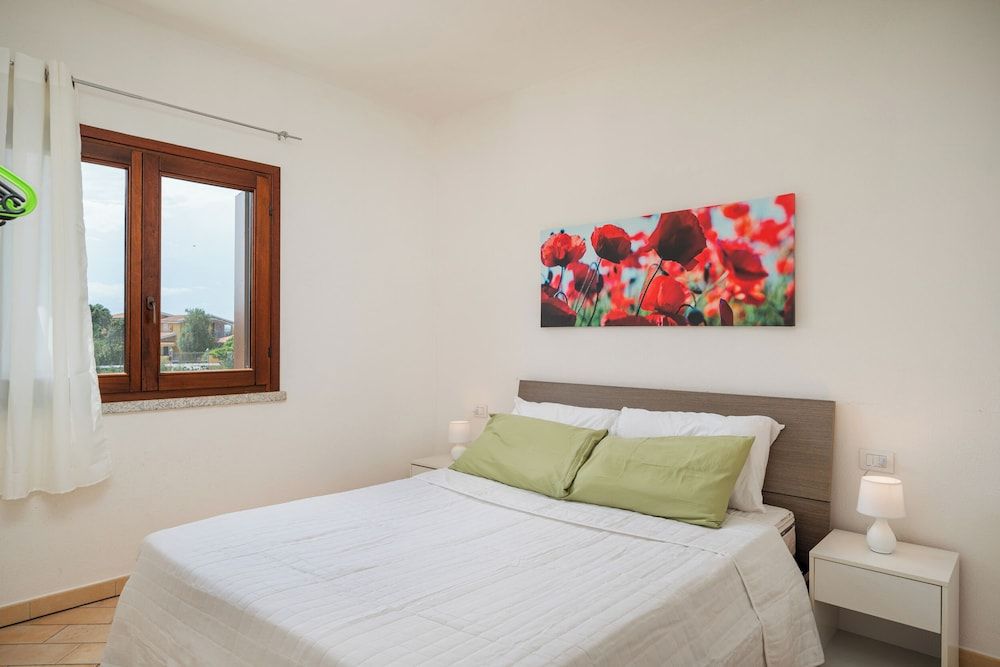 Apartment, Valley View