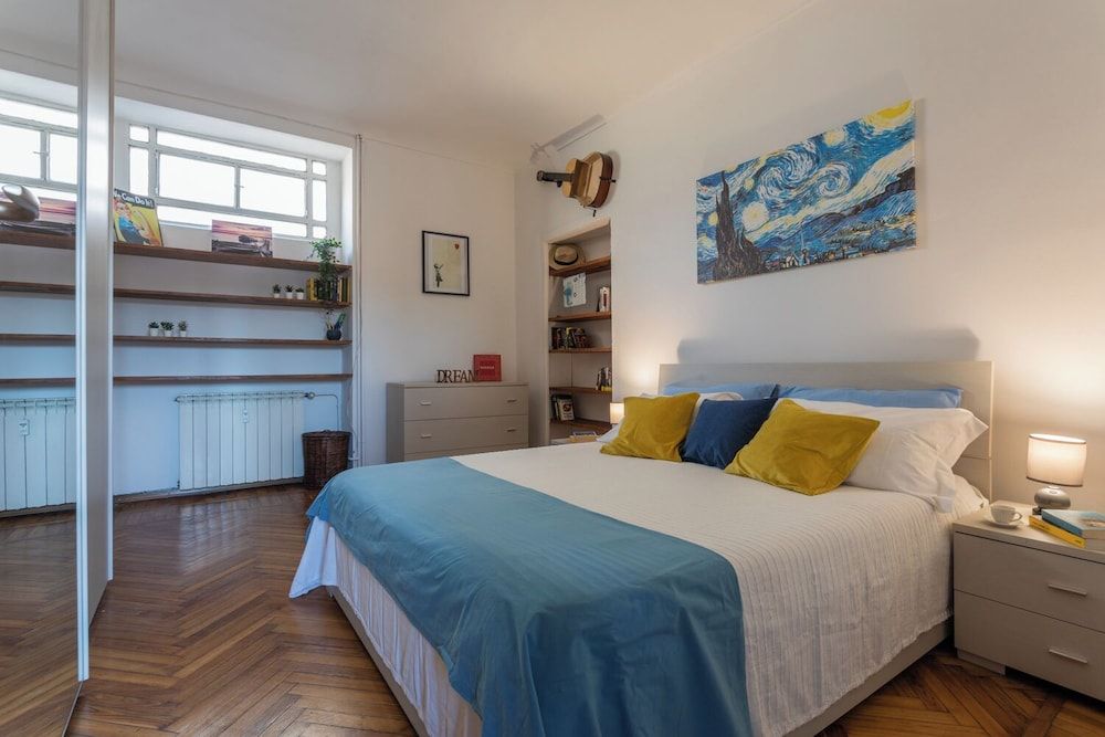 Apartment, Balcony