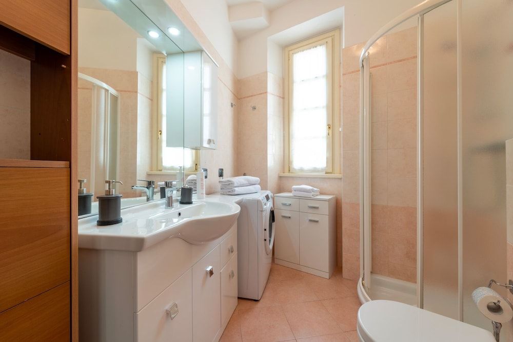 Green House Regatola by Wonderful Italy Apartment, Balcony, Lake View 14