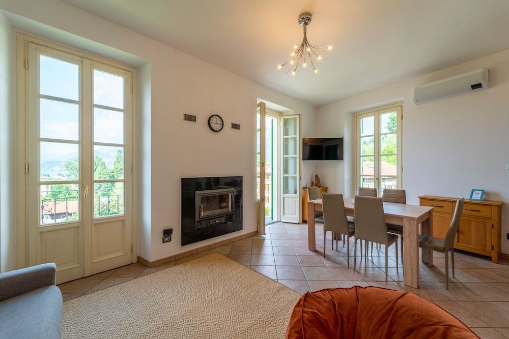 Green House Regatola by Wonderful Italy Apartment, Balcony, Lake View 18