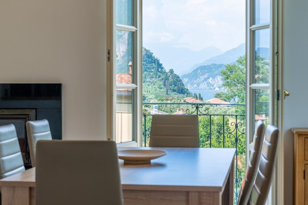 Green House Regatola by Wonderful Italy Apartment, Balcony, Lake View 9