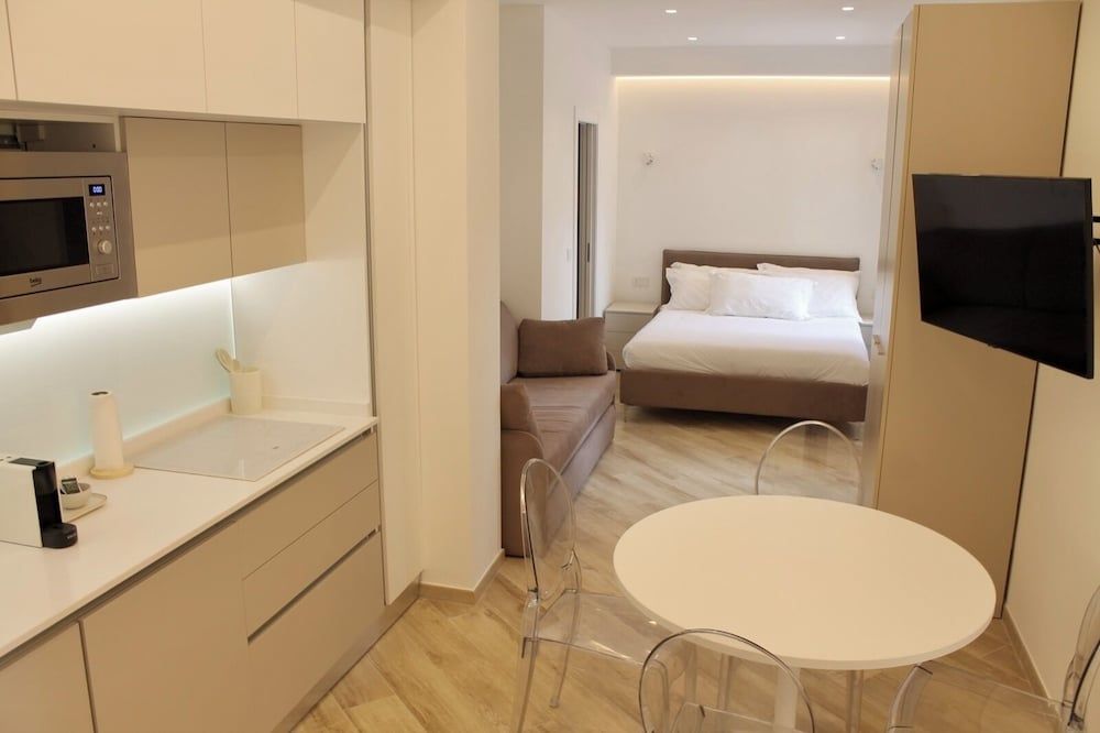 La Casa Del Molo Deluxe Studio, 1 Double Bed with Sofa bed, Balcony, Hill View 2