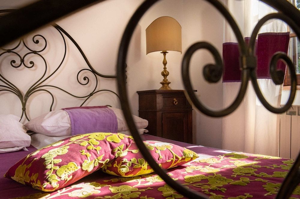 Basic Double Room, Garden View